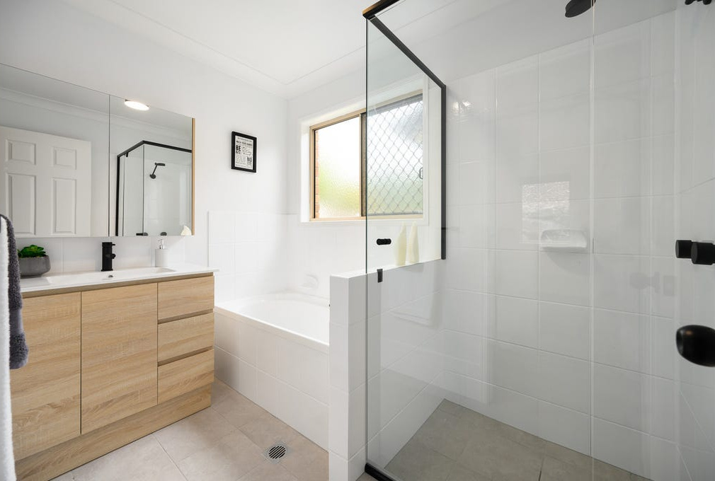 3831 bathroom after (1)