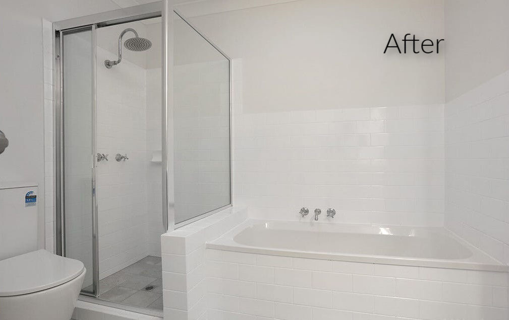 3848 bathroom after 2 1009x636 refurbished cabinet doors