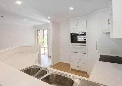 Wood & White Coombabah Renovation