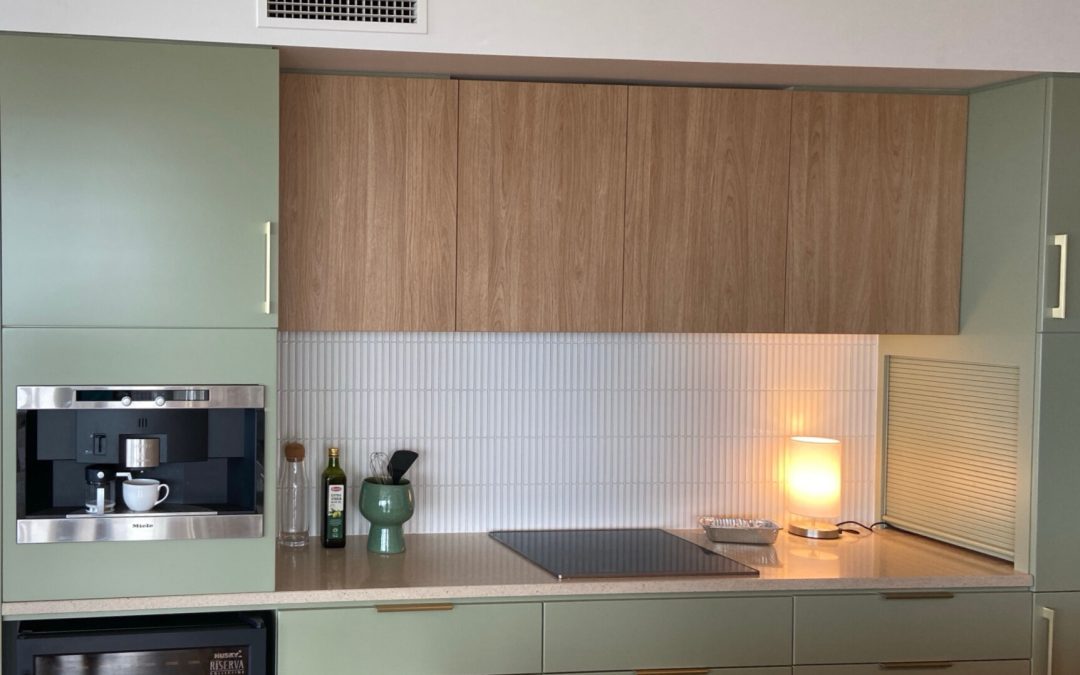 Bilinga Kitchen Gleams in Green