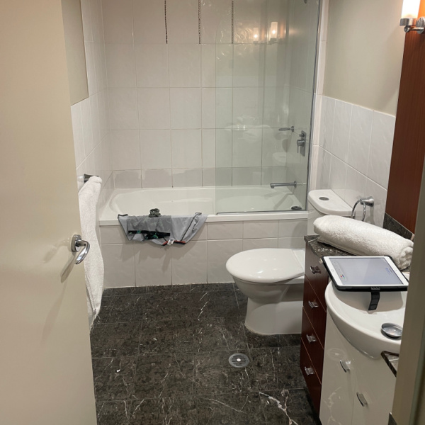 Bathroom 3133 before