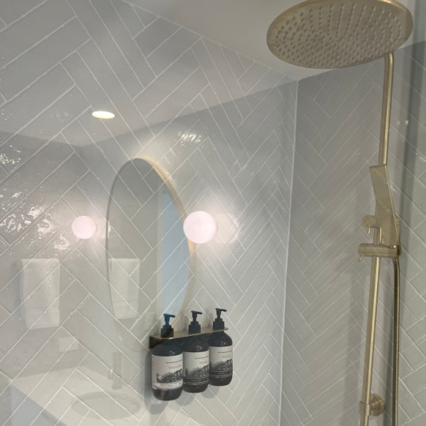 Shower 3133 after 600x600